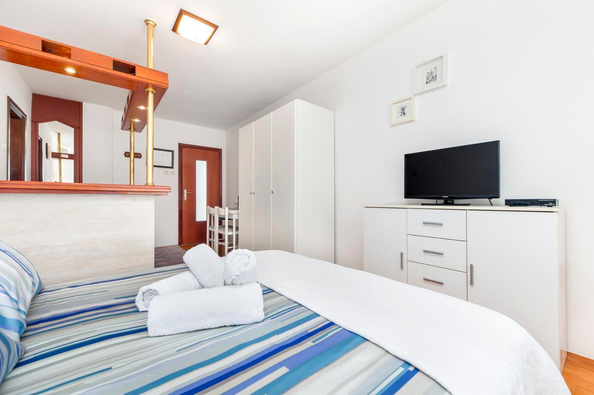 Apartments Carmelo Rovinj Eksteriør billede