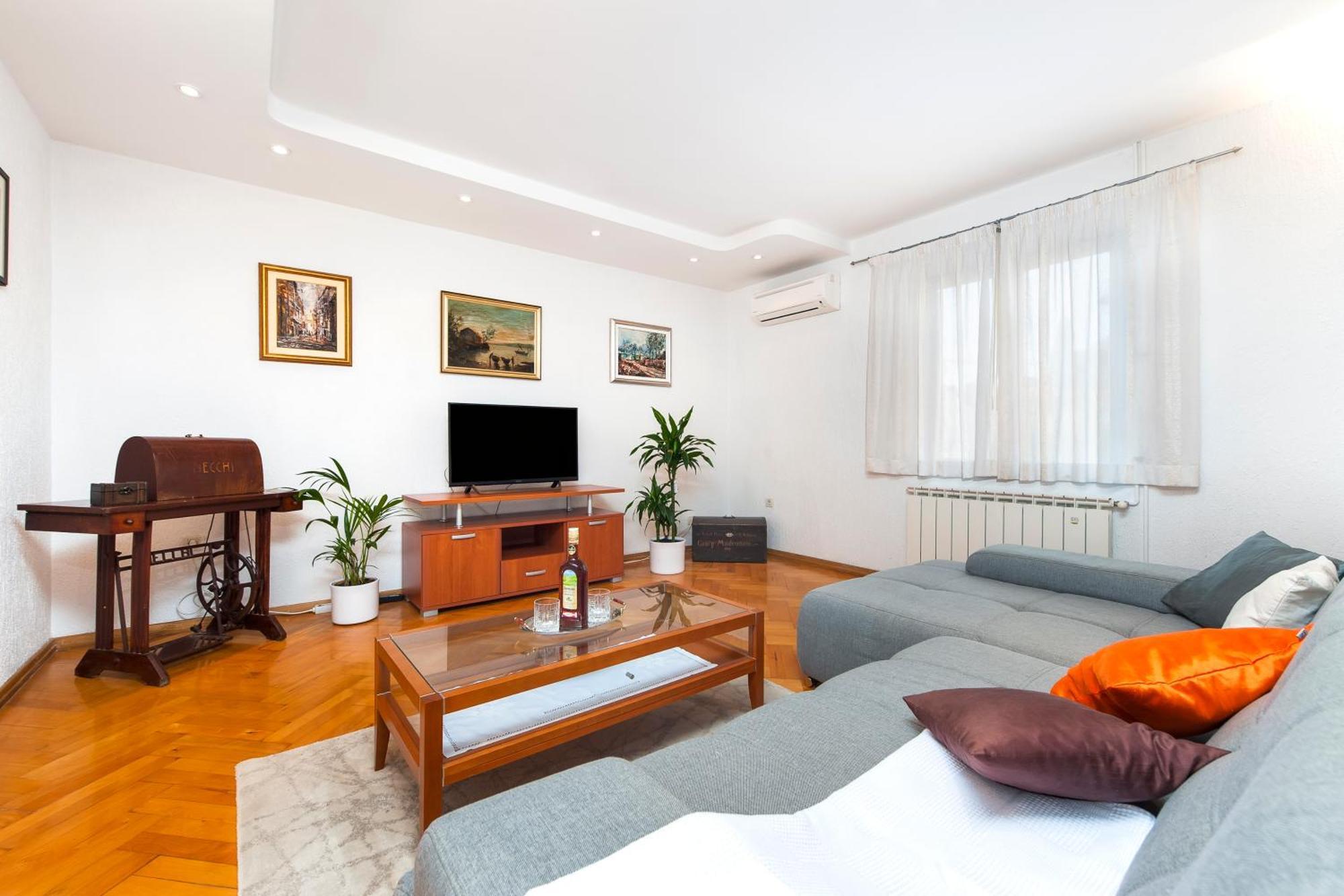 Apartments Carmelo Rovinj Eksteriør billede
