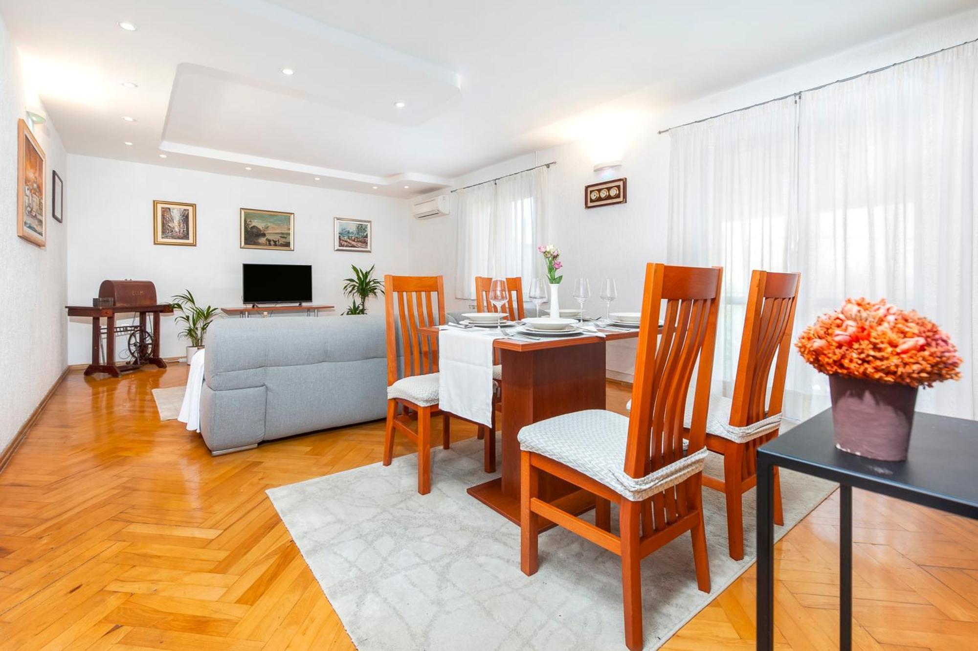 Apartments Carmelo Rovinj Eksteriør billede