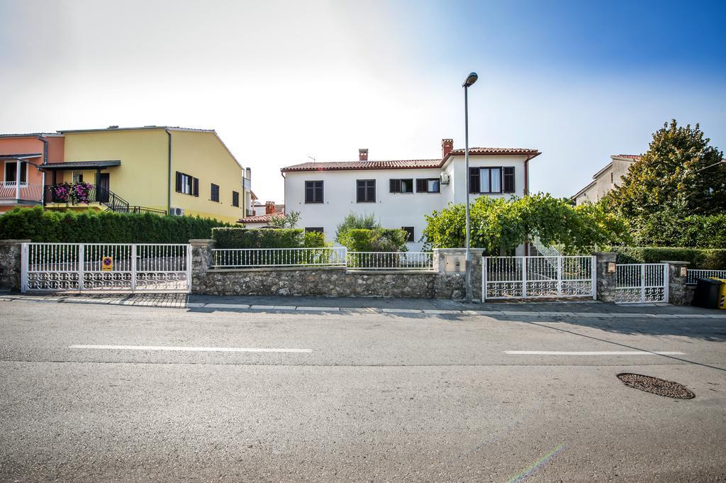 Apartments Carmelo Rovinj Eksteriør billede